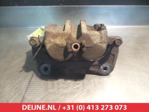 Ssang Yong Rodius Bremszange rechts vorne O326412 foto 2
