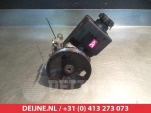 Gebruikte Stuurpomp Ssang Yong Rodius 2.7 270 Xdi 20V 4x2 Prijs € 35,00 Margeregeling aangeboden door V.Deijne Jap.Auto-onderdelen BV