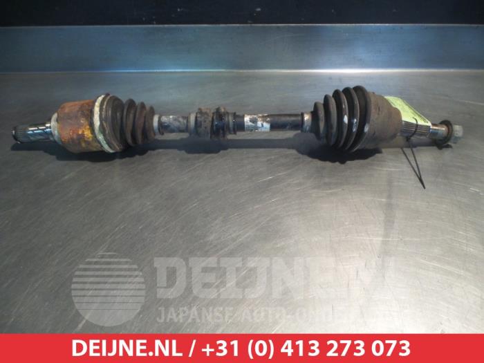Nissan Pulsar Antriebswelle links vorne O317839