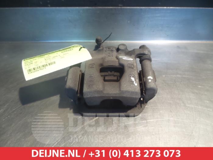 Nissan Pulsar Remklauw (Tang) links-achter O376185