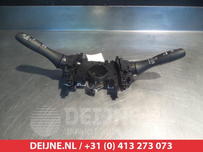 Nissan Pulsar Combischakelaar Stuurkolom O308527