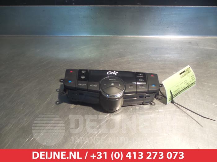 Nissan Pulsar Heater control panel O305725