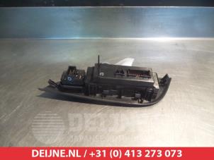 Nissan Pulsar Multi-functional window switch O311699 photo 2