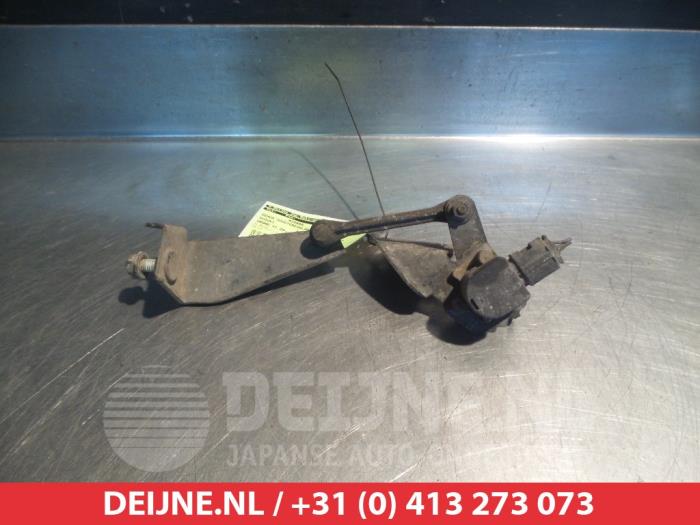 Suzuki Grand Vitara Xenon height adjustment O266881