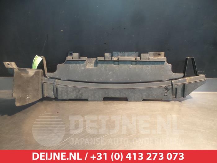 Nissan Qashqai Radiatorbalken O340181