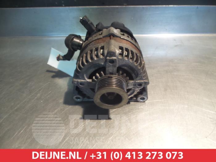 Gebruikte Dynamo Suzuki Liana (ERC/ERD/RH4) 1.4 DDiS 16V Prijs € 50,00 Margeregeling aangeboden door V.Deijne Jap.Auto-onderdelen BV