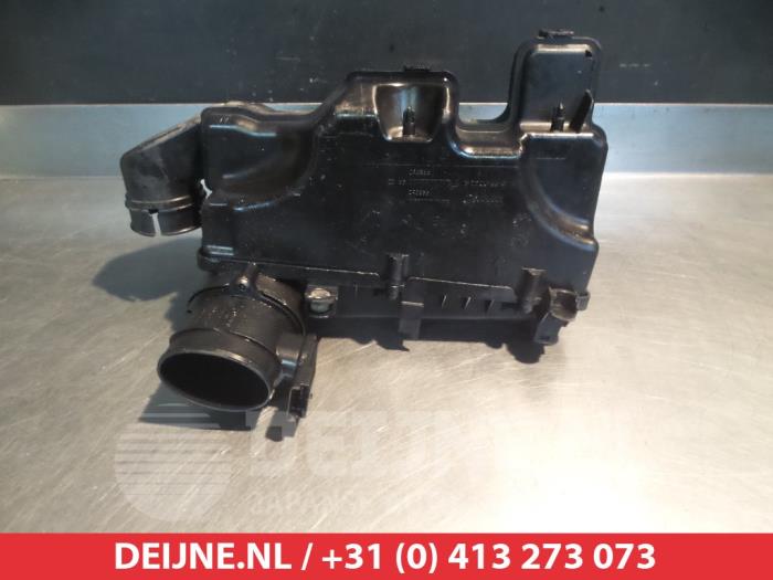 Suzuki Liana Luchtfilterhuis O357244