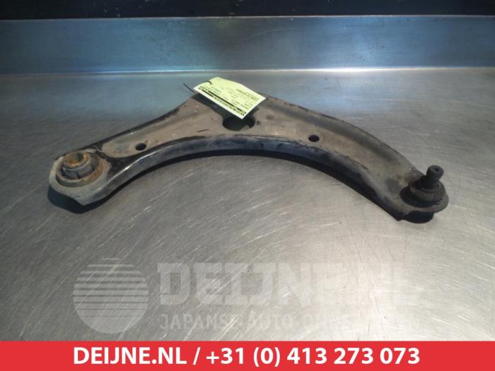 Nissan Note Front lower wishbone, right O382167