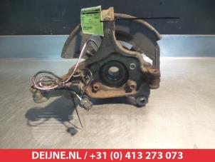 Mazda 3 Achsschenkel rechts vorne O323274 foto 2