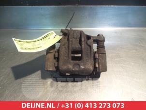 Gebruikte Remklauw (Tang) links-achter Hyundai Trajet 2.0 CRDi 16V Prijs € 25,00 Margeregeling aangeboden door V.Deijne Jap.Auto-onderdelen BV