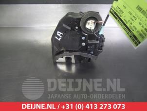 Toyota Urban Cruiser Türschlossmechanik 4-türig links hinten O280564 foto 2