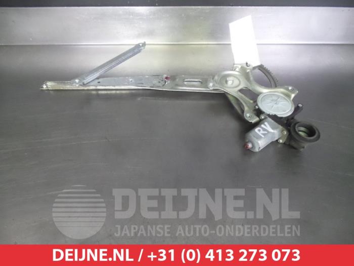 Toyota Urban Cruiser Ruitmechaniek 4Deurs rechts-voor O277126