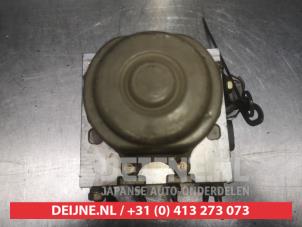 Gebruikte ABS Pomp Toyota Corolla (E11) 2.0 D Prijs € 40,00 Margeregeling aangeboden door V.Deijne Jap.Auto-onderdelen BV