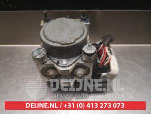 Toyota Hilux ABS Pumpe O338435 foto 3