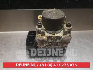 Toyota Previa ABS Pomp O338397 foto 4