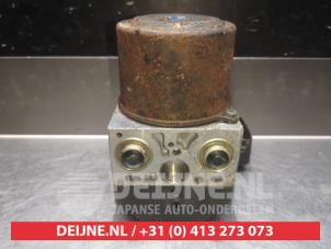 Toyota Celica ABS pump O338563 photo 3