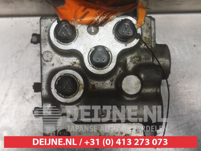 Toyota Prius ABS Pomp O338409