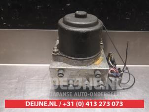 Toyota Landcruiser ABS pump O338628 photo 2