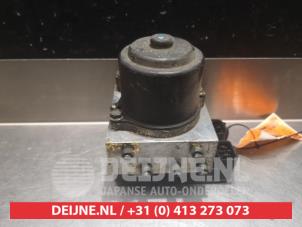 Toyota Landcruiser ABS pump O338627 photo 2