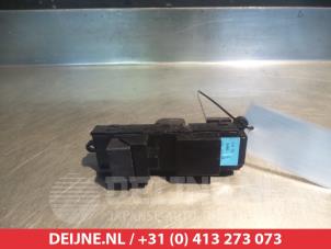 Suzuki Celerio Kombischalter Fenster O312294 foto 2