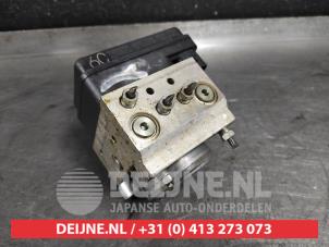 Gebruikte ABS Pomp Toyota Hilux IV 2.5 D4-D 16V 4x4 Prijs € 150,00 Margeregeling aangeboden door V.Deijne Jap.Auto-onderdelen BV