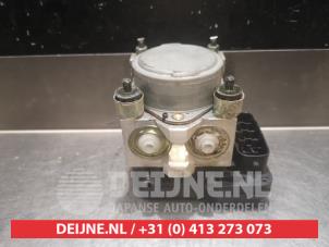 Toyota Landcruiser ABS Pumpe O338403 foto 2