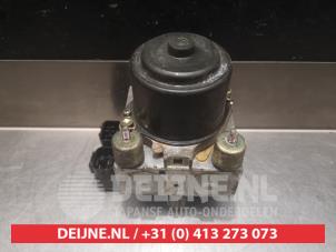 Toyota Landcruiser ABS pump O338629 photo 4
