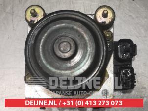Gebruikte ABS Pomp Toyota Land Cruiser 90 (J9) 3.0 TD Prijs € 150,00 Margeregeling aangeboden door V.Deijne Jap.Auto-onderdelen BV