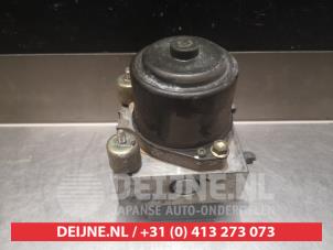 Toyota Landcruiser ABS pump O338629 photo 3