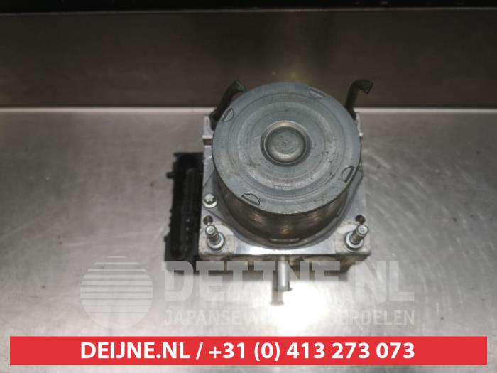 Gebruikte ABS Pomp Toyota Aygo (B10) 1.0 12V VVT-i Prijs € 35,00 Margeregeling aangeboden door V.Deijne Jap.Auto-onderdelen BV