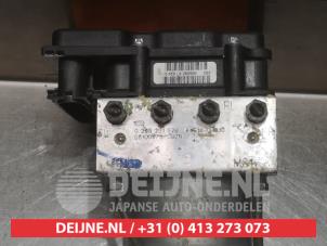 Toyota Aygo ABS Pomp O338649 foto 2