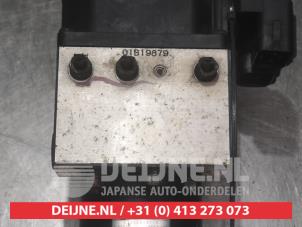 Toyota Celica ABS Pumpe O338562 foto 4