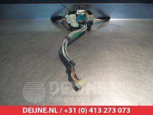Suzuki Swift Steering column stalk O309176 photo 2