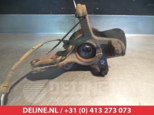 Suzuki Celerio Achsschenkel rechts vorne O324037 foto 2