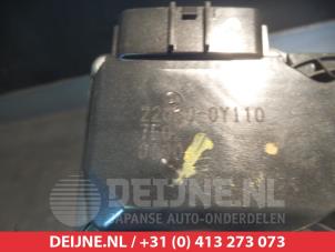 Toyota Yaris Throttle body O356416 photo 2