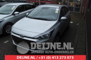 Hyundai I20 Windschutzscheibe O270903 foto 2