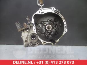 Gebruikte Versnellingsbak Nissan Micra C+C (K12) 1.4 16V Prijs € 150,00 Margeregeling aangeboden door V.Deijne Jap.Auto-onderdelen BV