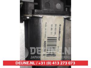 Nissan Note Window mechanism 4-door, front right O276610 photo 3