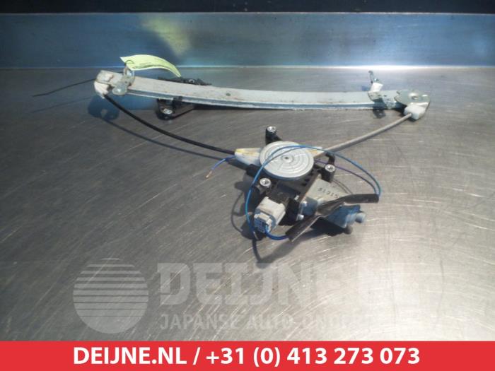 Subaru Impreza Ruitmechaniek 4Deurs links-voor O275708