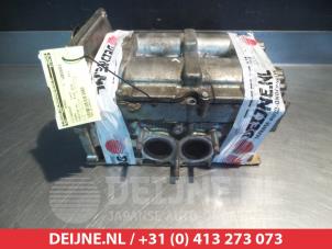 Subaru Forester Cylinder head O352195 photo 2