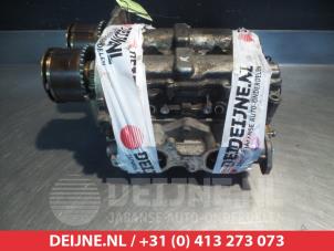 Subaru Forester Cylinder head O352196 photo 2