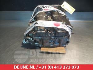 Subaru Forester Cylinder head O352196 photo 3