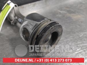 Nissan Primastar Kolben O352515 foto 2