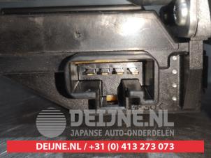 Toyota Auris Scheibenwischermotor hinten O301479 foto 4