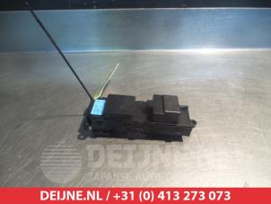 Suzuki Swift Multi-functional window switch O312338 photo 2