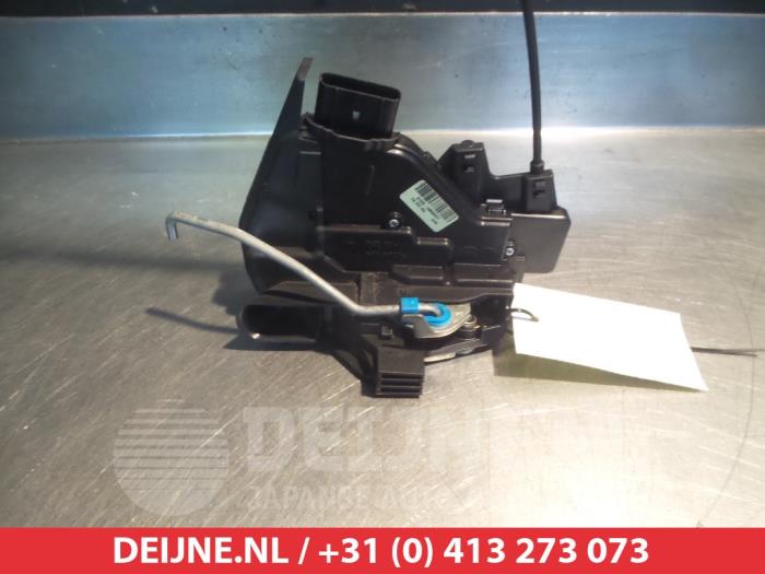 Kia Rio Deurslot Mechaniek 4Deurs rechts-voor O280930