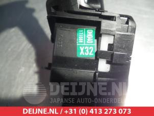 Toyota Aygo Light switch O307395 photo 3