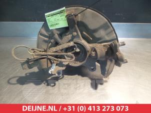 Toyota Avensis Achsschenkel rechts vorne O324158 foto 2