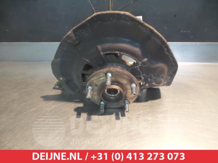 Lexus RX Achsschenkel links vorne O322737