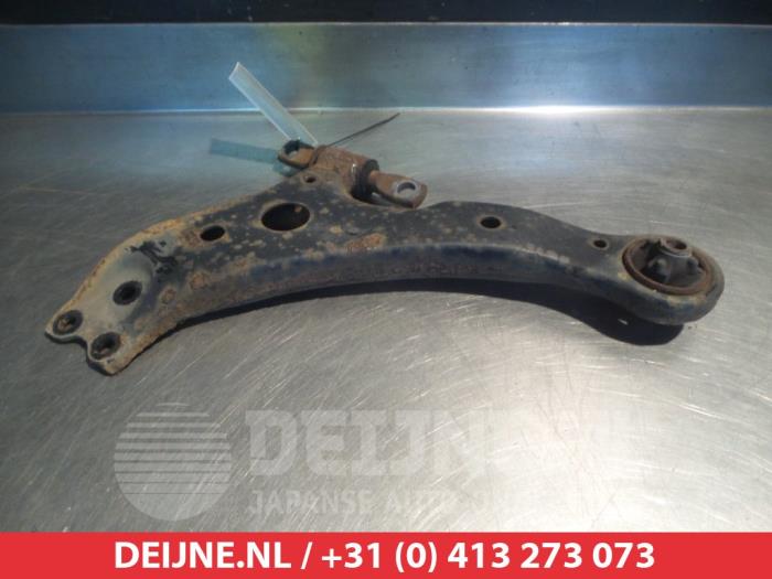 Lexus RX Querlenker unten links vorne O381441